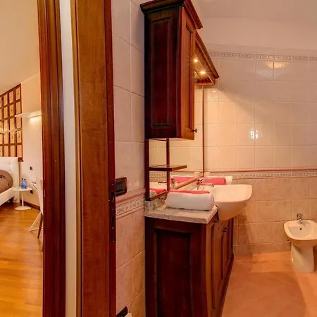 Ponterio-pian Di Porto Sleeps 10 Pool Air Con